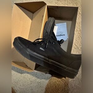 Vans Doheny  Women's Black Skateboard Shoes Size US 7.5